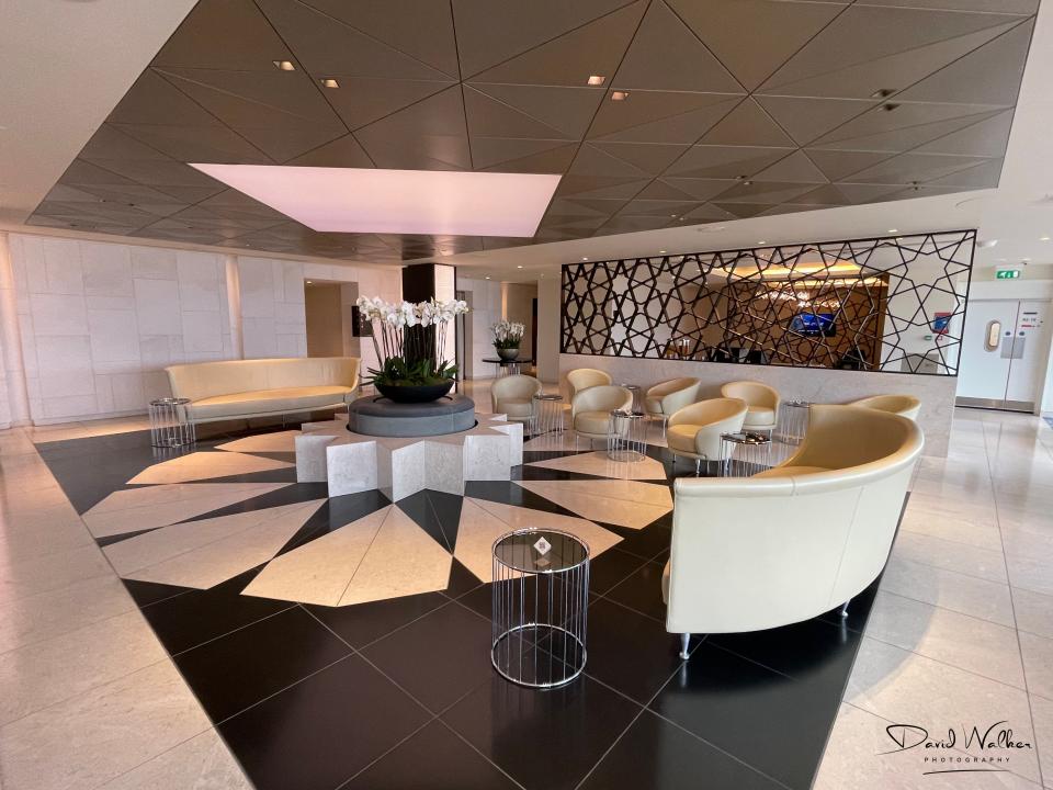 Qatar Airlines Lounge, London Heathrow